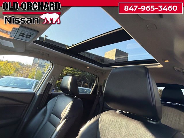 Used 2022 Nissan Rogue SV w/ SV Premium Package AWD/4WD image 17