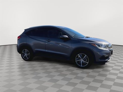 Used 2022 Honda HR-V EX image 2