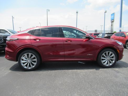 Certified 2024 Buick Envista Avenir FWD image 4