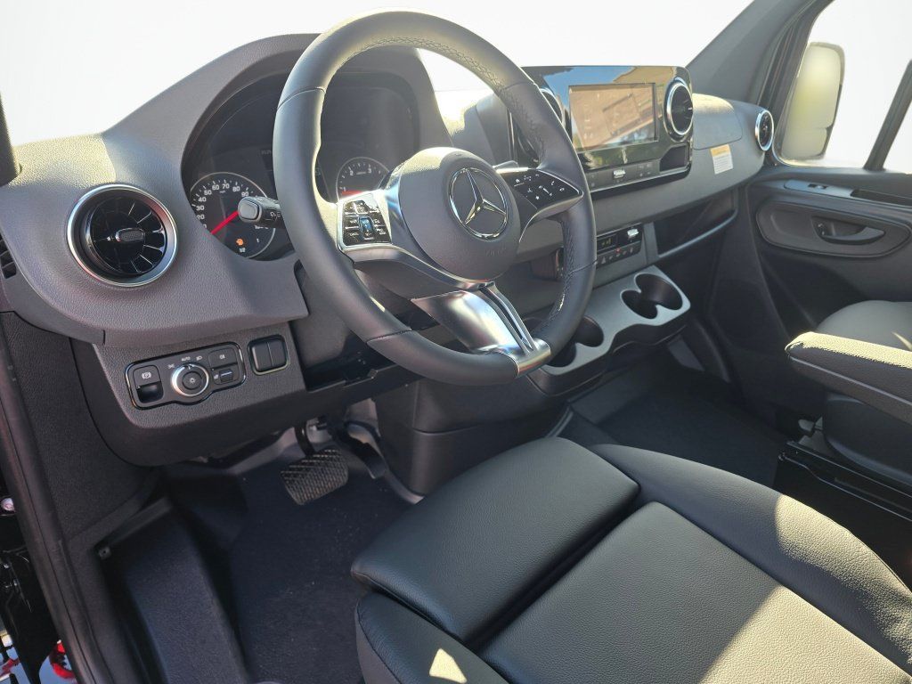 New 2026 Mercedes-Benz Sprinter 2500 image 10