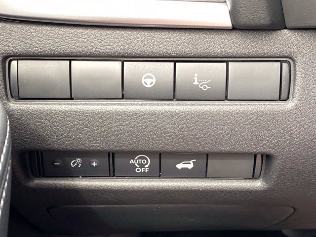 New 2026 Nissan Rogue Platinum AWD/4WD image 14