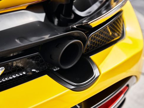 Used 2021 McLaren 720S Luxury RWD image 14