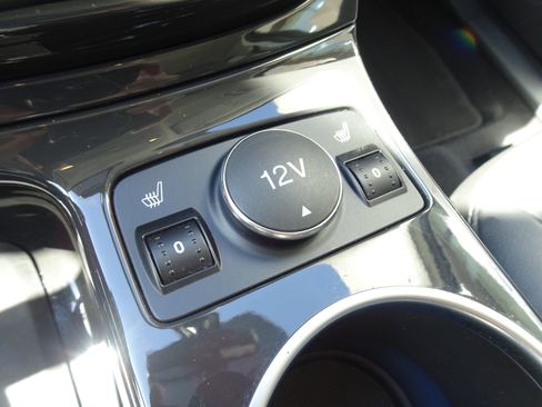 Used 2015 Ford Escape Titanium image 17