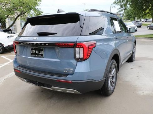 Used 2025 Ford Explorer Active w/ Active Comfort Package AWD/4WD image 6