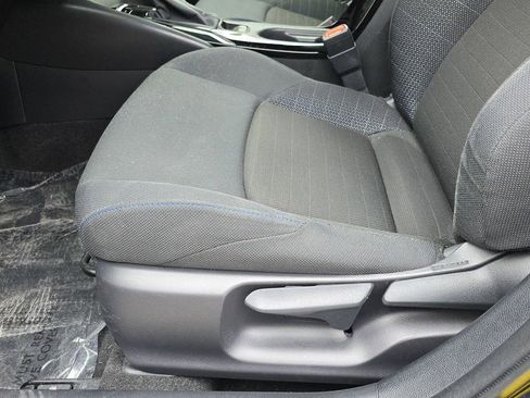 Used 2020 Toyota Corolla SE FWD image 19
