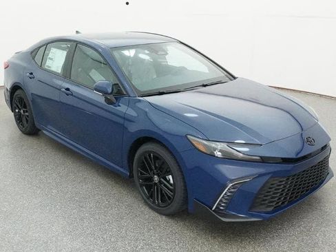 New 2026 Toyota Camry SE image 13