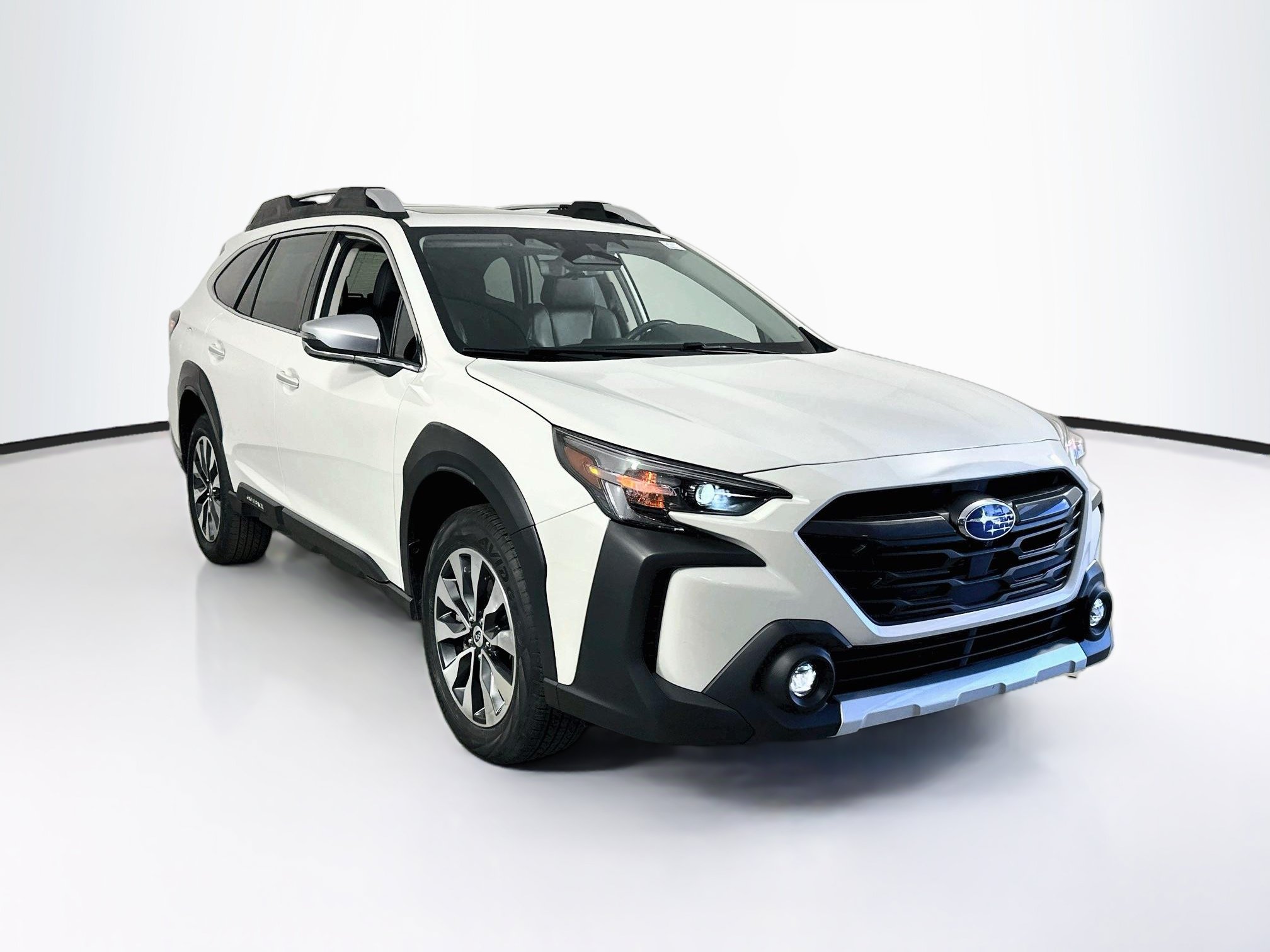 Used 2024 Subaru Outback Touring XT AWD/4WD image 3