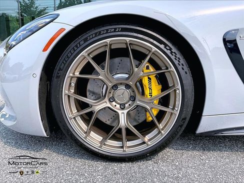 Used 2025 Mercedes-Benz AMG GT 63 image 9