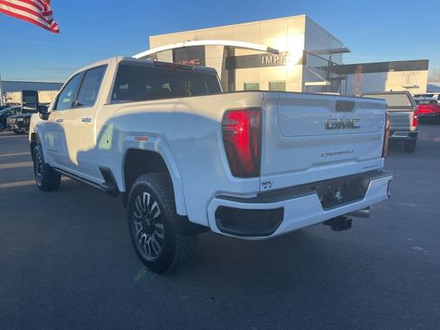 New 2026 GMC Sierra 2500 Denali Ultimate image 3