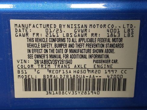 Used 2025 Nissan Sentra SV FWD image 33