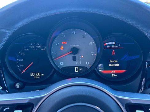 Used 2021 Porsche Macan S image 26