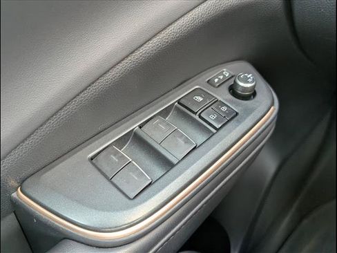 Used 2023 Toyota Crown AWD/4WD image 20