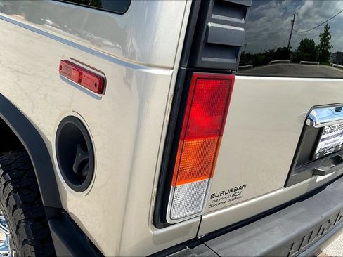 Used 2003 HUMMER H2 w/ Preferred Equipment Group AWD/4WD image 24