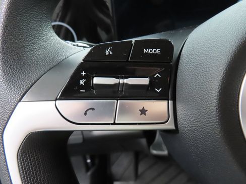 Used 2024 Hyundai Elantra SEL FWD image 48