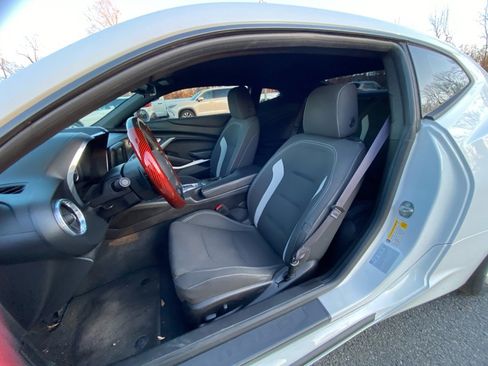 Used 2017 Chevrolet Camaro LT image 33