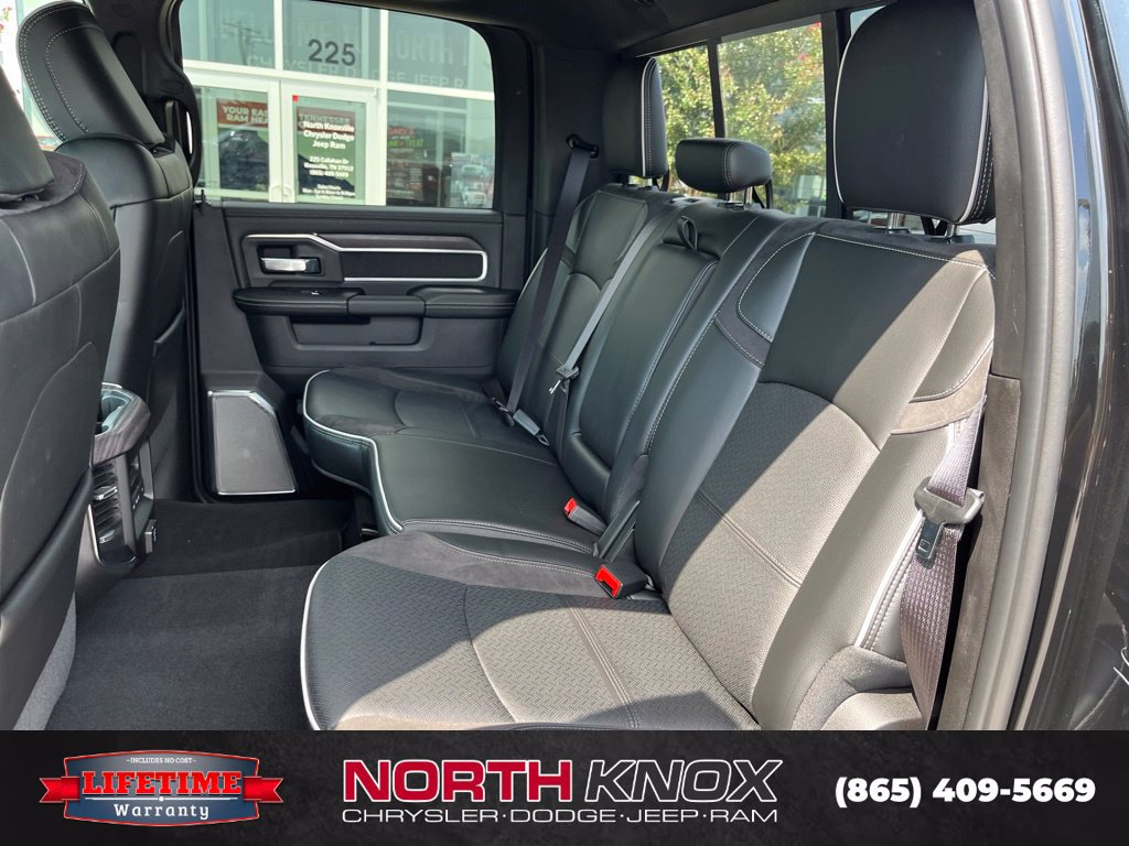 New 2027 RAM 2500 Laramie AWD/4WD image 17