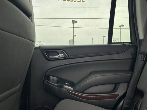 Used 2019 GMC Yukon SLE w/ HD Trailering Package image 30