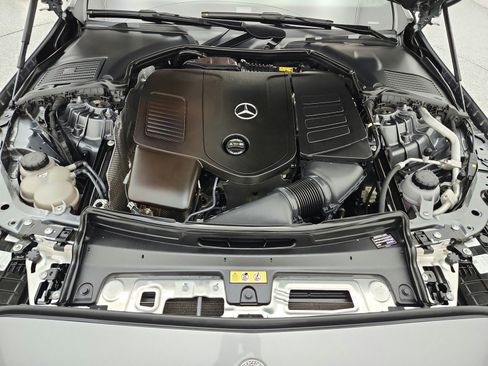 Used 2022 Mercedes-Benz C 300 Sedan image 16