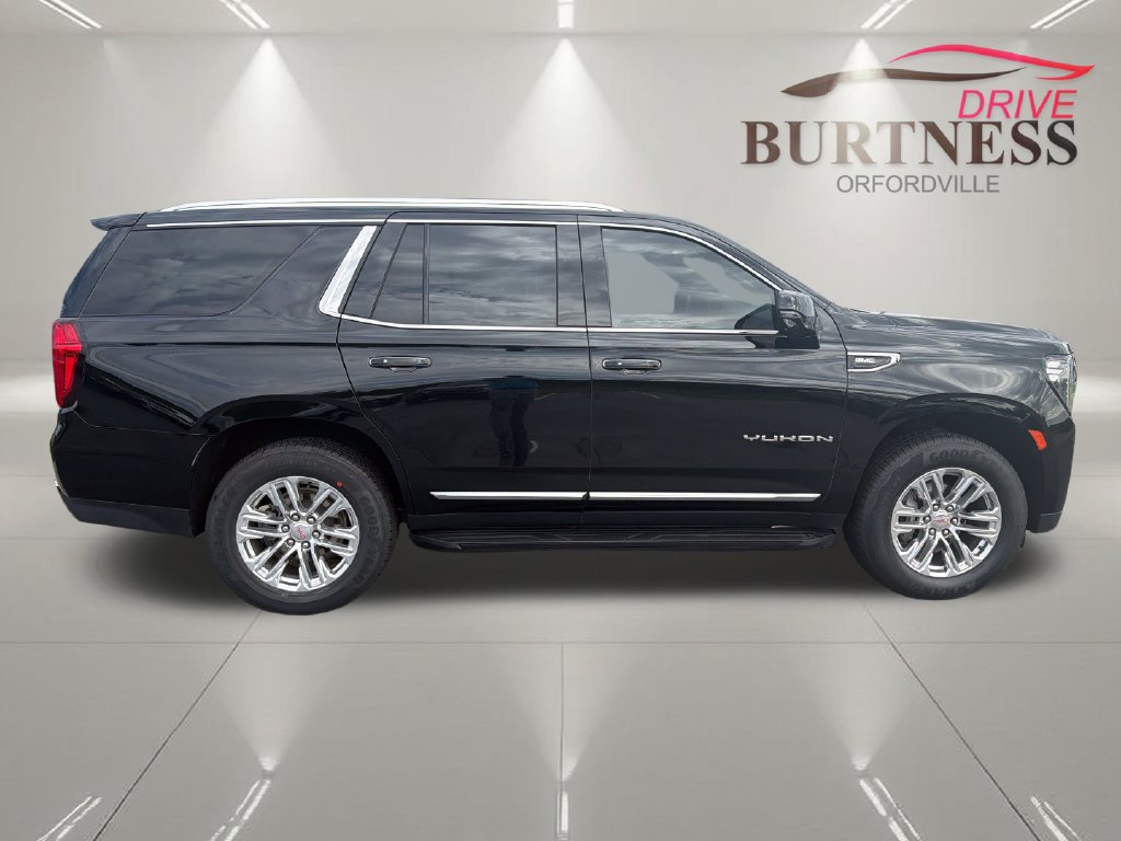 Certified 2023 GMC Yukon SLT w/ SLT Luxury Package AWD/4WD image 9