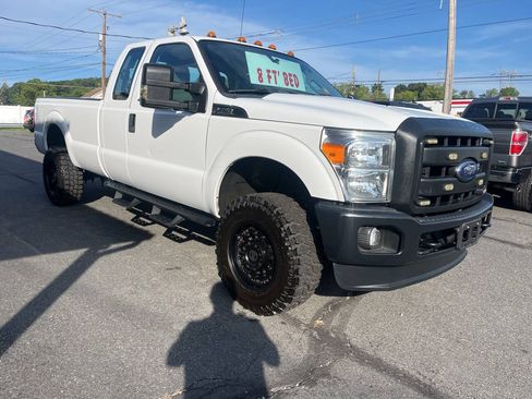 Used 2016 Ford F250 XL w/ Power Equipment Group AWD/4WD image 4