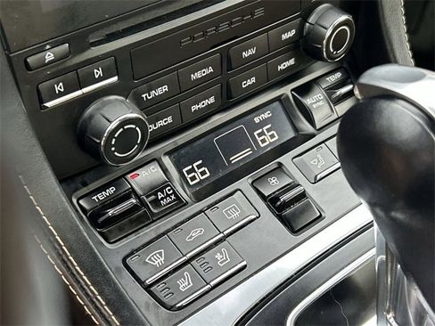 Used 2022 Porsche 718 Cayman S image 25