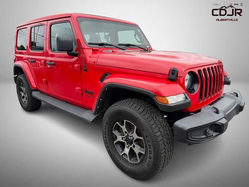 Used 2021 Jeep Wrangler Unlimited Sahara AWD/4WD image 1