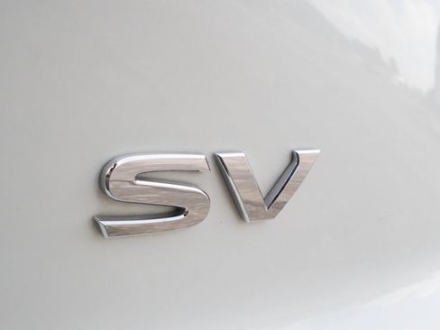 Used 2024 Nissan Pathfinder SV FWD image 36