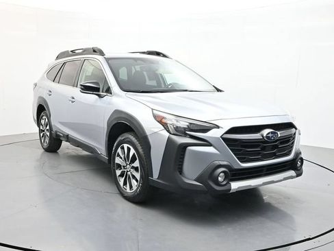 Used 2024 Subaru Outback Limited AWD/4WD image 5
