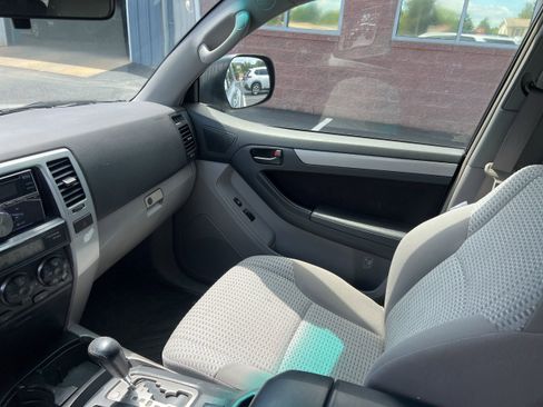 Used 2008 Toyota 4Runner Sport AWD/4WD image 9