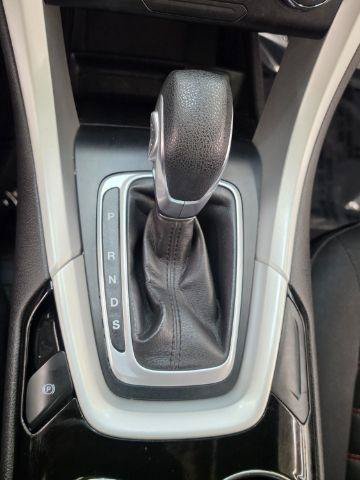 Used 2014 Ford Fusion SE w/ Equipment Group 201A FWD image 19