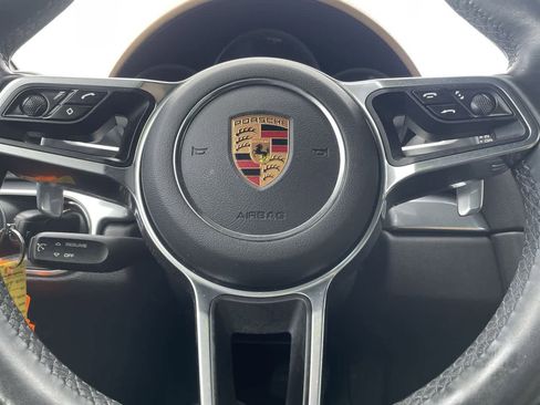 Used 2017 Porsche 718 Boxster image 10