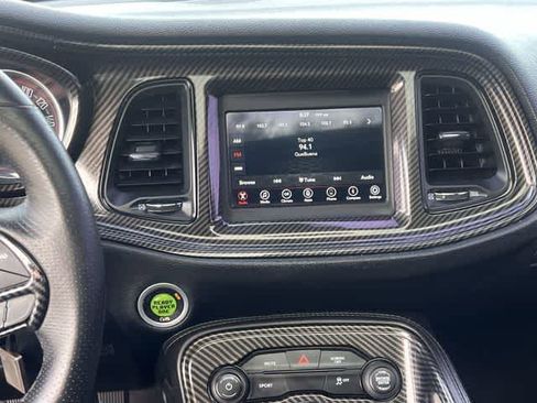 Used 2018 Dodge Challenger R/T RWD image 18