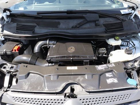 Used 2021 Mercedes-Benz Metris image 15