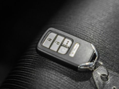 Used 2022 Honda Accord Sport image 40