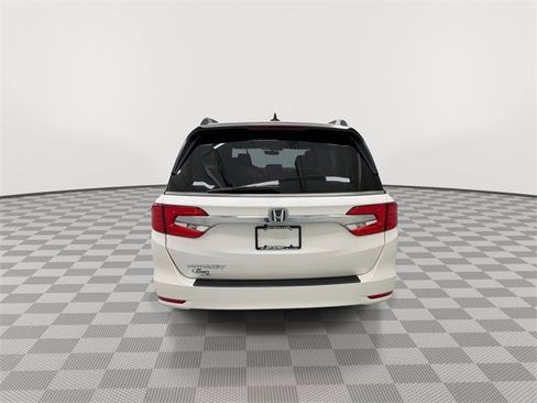 Used 2018 Honda Odyssey EX-L image 9