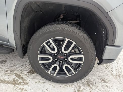 Used 2024 GMC Sierra 1500 AT4 w/ AT4 Premium Package image 18