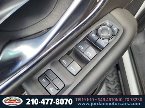 Used 2024 Chevrolet Suburban Z71 w/ Off-Road Capability Package image 18
