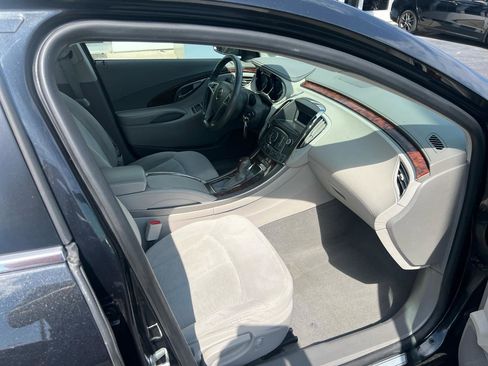 Used 2012 Buick LaCrosse FWD image 9