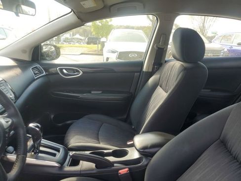 Used 2018 Nissan Sentra SV image 18