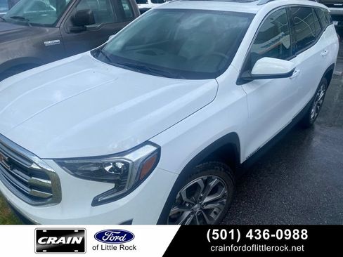Used 2018 GMC Terrain SLT w/ Preferred Package FWD image 1