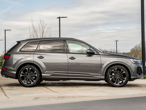 New 2026 Audi Q7 3.0T Premium Plus image 3