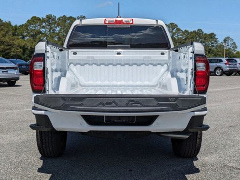 Used 2023 GMC Canyon Elevation w/ Convenience Package image 11