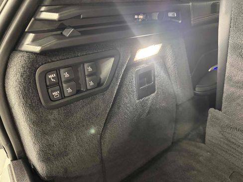 Used 2020 BMW X7 M50i w/ Executive Package AWD/4WD image 50