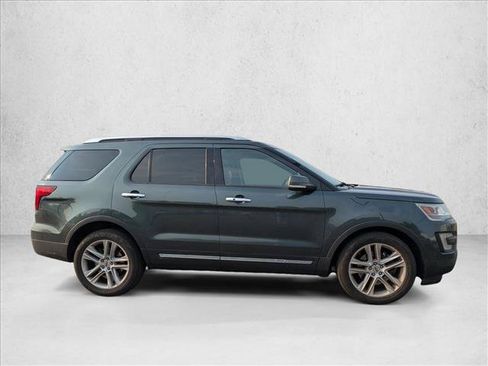 Used 2016 Ford Explorer Limited FWD image 4