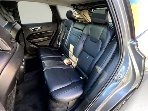 Used 2020 Volvo XC60 T5 Inscription w/ Protection Package Premier image 22