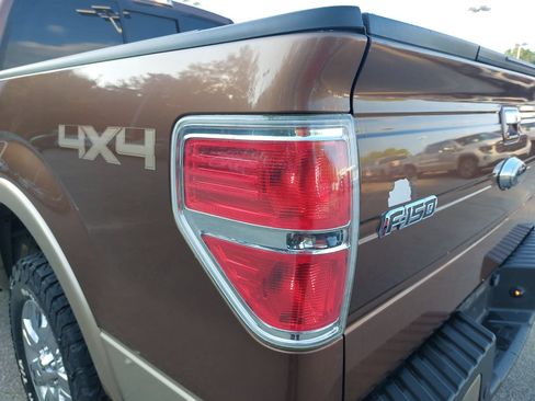 Used 2012 Ford F150 Lariat w/ Lariat Chrome Pkg AWD/4WD image 34