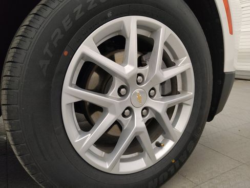 Used 2024 Chevrolet Equinox LS FWD image 31