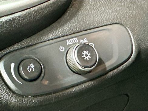 Used 2020 Chevrolet Trax LS w/ Tint and Cruise Package image 9