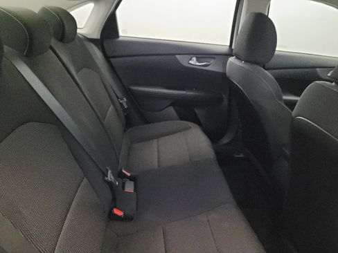 Used 2019 Kia Forte LXS FWD image 19