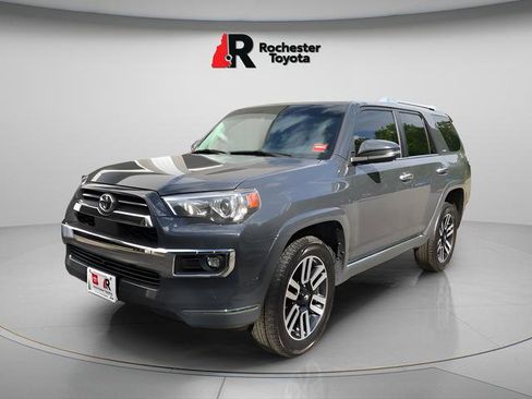 Used 2024 Toyota 4Runner Limited AWD/4WD image 3